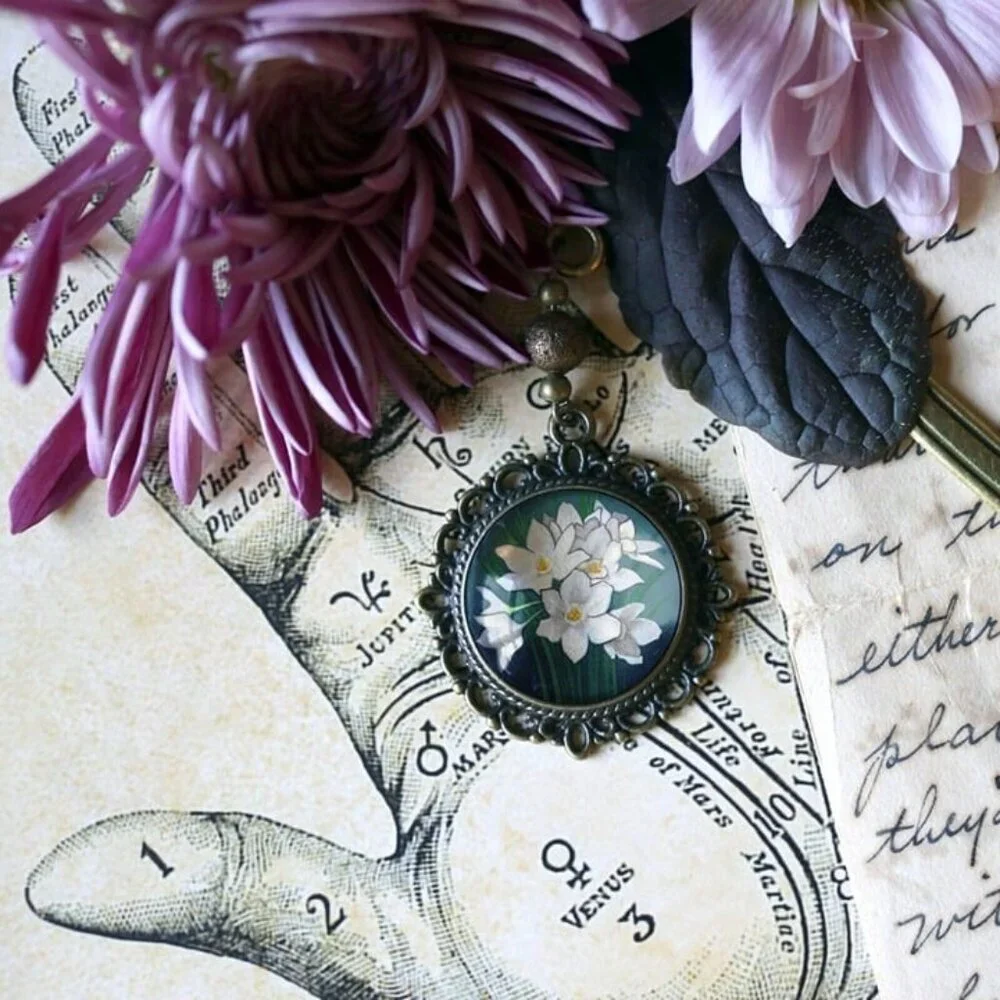 Paperwhite Narcissus‎ Flowers Bookmark - Vintage Bronze & Glass Floral Book Hook
